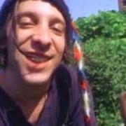 El texto musical BLUE AND BLACK de MERCURY REV también está presente en el álbum Yerself is steam (1991) El texto musical BLUE AND BLACK de MERCURY REV también está presente en el álbum Yerself is steam (1991)