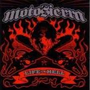 El texto musical NADA QUE HACER de MOTOSIERRA también está presente en el álbum Life in hell (2006)