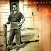 El texto musical ONE VOICE de PATTI SMITH también está presente en el álbum Gung ho (2000)