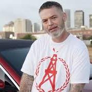 El texto musical CAN'T STOP THE HUSTLE de PAUL WALL también está presente en el álbum The great wall (2023)