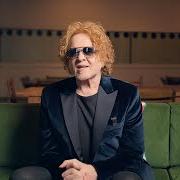 El texto musical BETTER WITH YOU de SIMPLY RED también está presente en el álbum Time (2023)