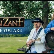 El texto musical SPEAK HIS NAME de VAN ZANT también está presente en el álbum Always look up (2024)