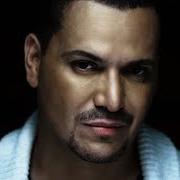 El texto musical AMO de VICTOR MANUELLE también está presente en el álbum Me llamarè tuyo (2013)