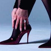 El texto musical LOW RISE JEANS de DEMI LOVATO también está presente en el álbum It's not that deep (unless you want it to be) (2026)