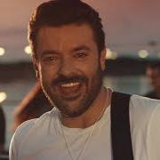 El texto musical LOOKING FOR YOU de CHRIS YOUNG también está presente en el álbum Young love & saturday nights (2024)