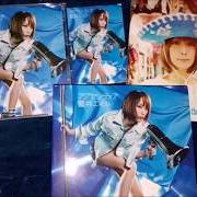 El texto musical CLOSE FRIEND de EIR AOI también está presente en el álbum Accentier (2016)