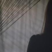 El texto musical SETTLE de VERA BLUE también está presente en el álbum Fingertips (2016)