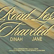 El texto musical ROAD LESS TRAVELLED de DINAH JANE también está presente en el álbum Road less travelled (2024)