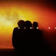 El texto musical THESE NIGHTS de CANNONS también está presente en el álbum Everything glows (2026)